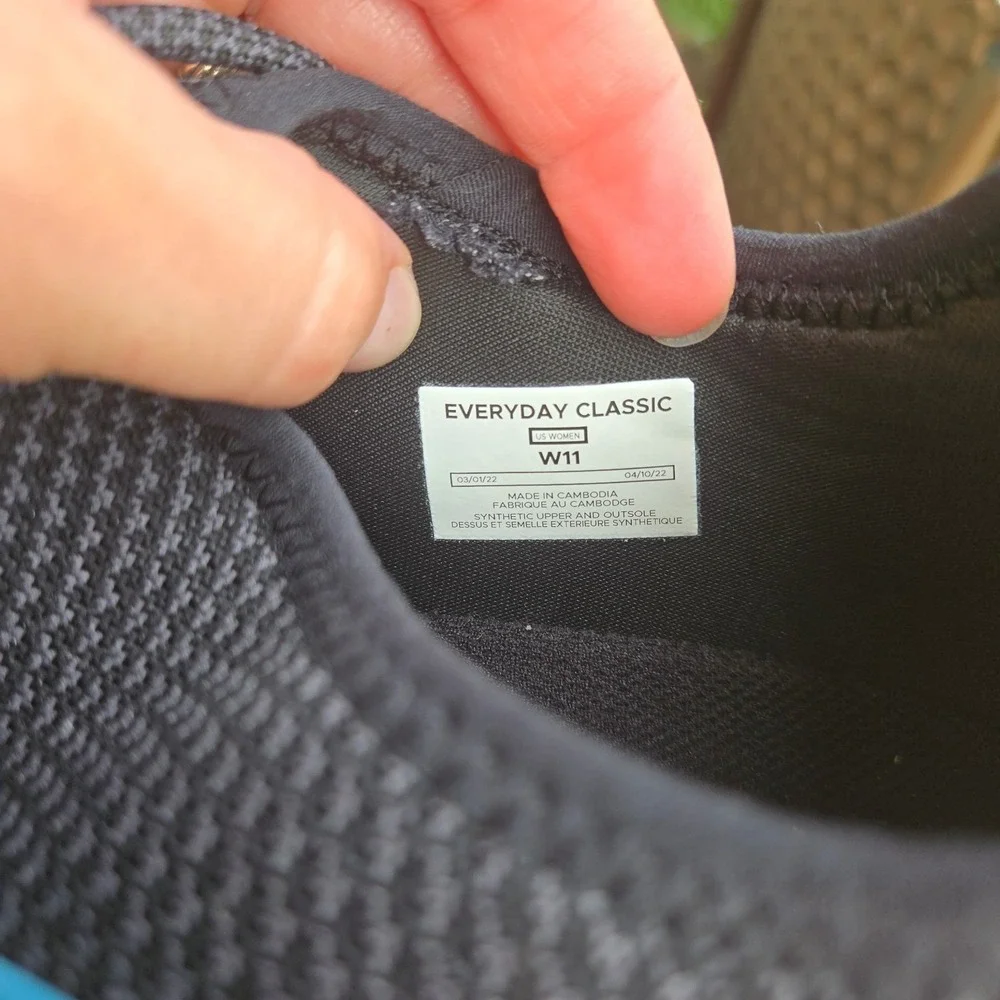 Vessi every day classic sneaker Size Womens sz 11